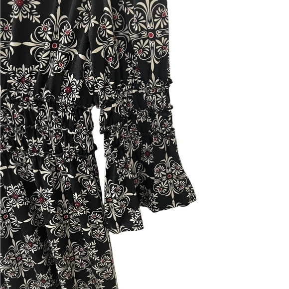Max Studio patterned midi dress with ruched midline and bell sleeves, Medium - Picture 6 of 6